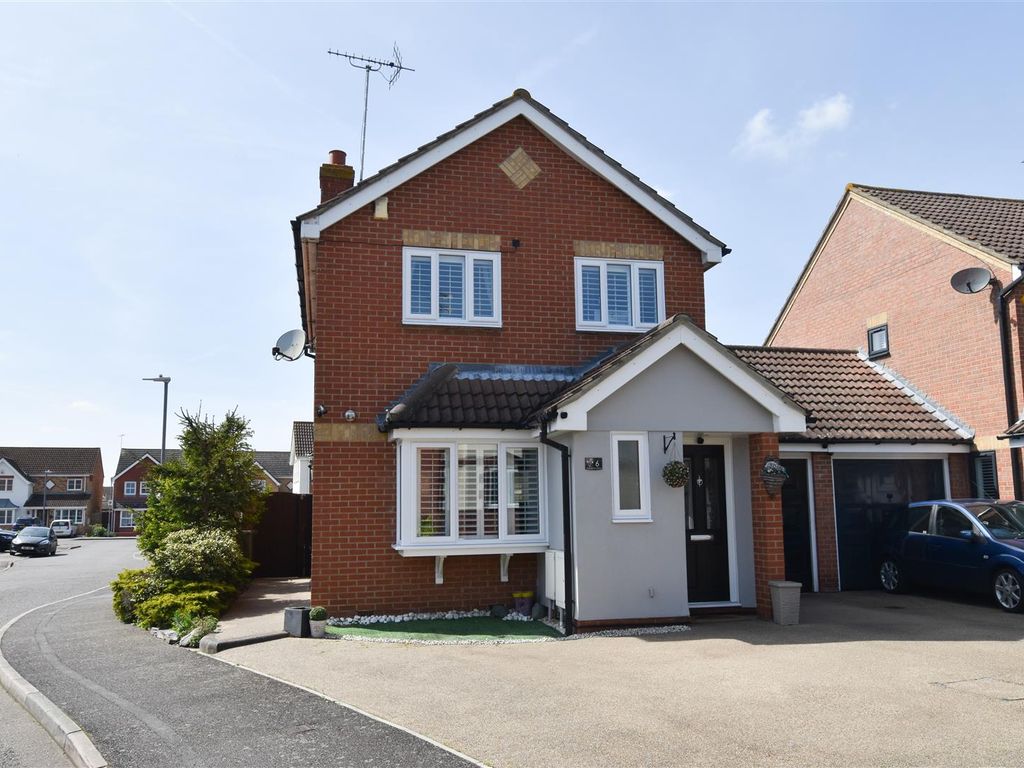 3 bed detached house for sale in Robertson Drive, Wickford SS12 Zoopla