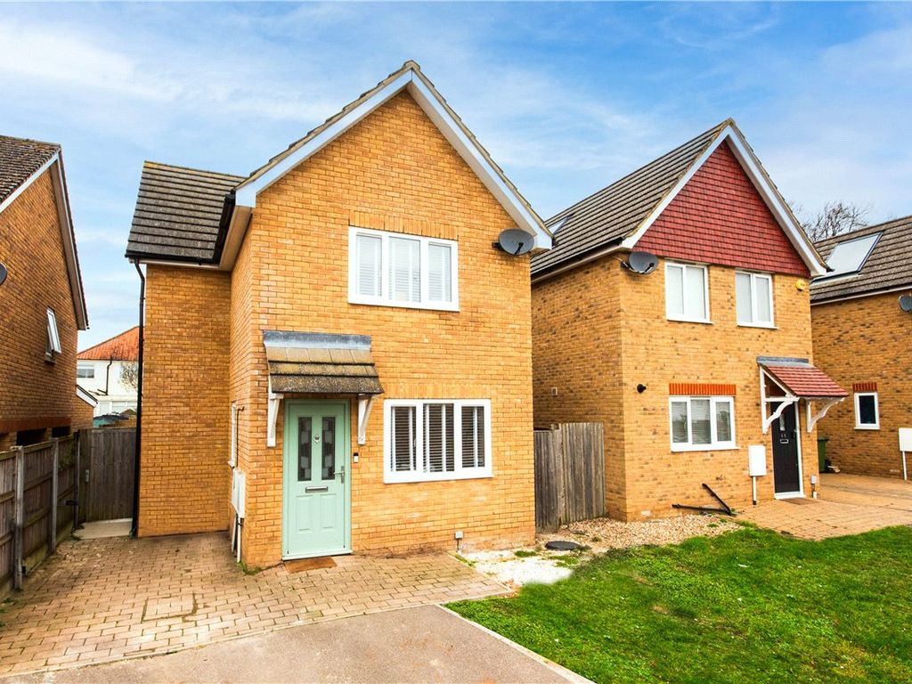 3 bed detached house for sale in Sempill Road, Hemel Hempstead
