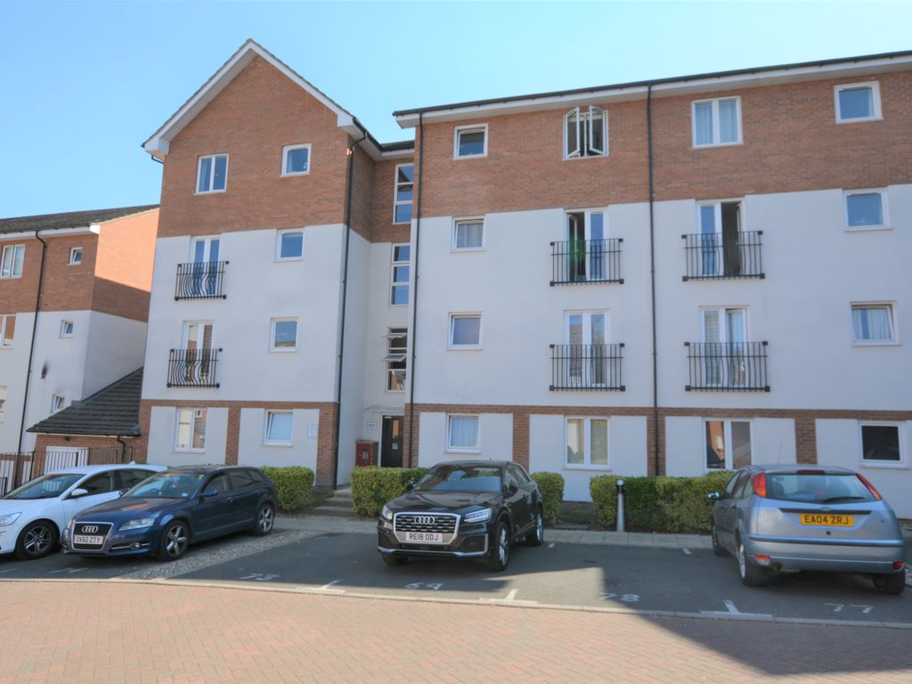 2 bed flat to rent in Crosby Gardens, Uxbridge UB8 Zoopla