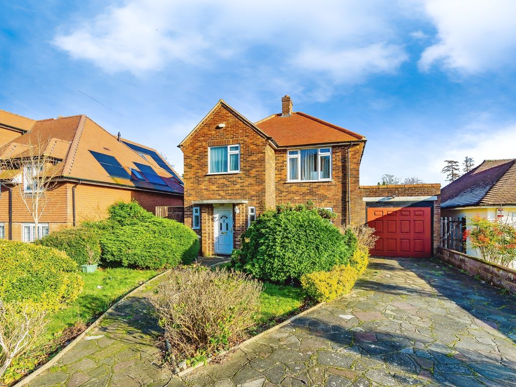 3 bed detached house for sale in Hayes Lane, Kenley CR8, £700,000 Zoopla