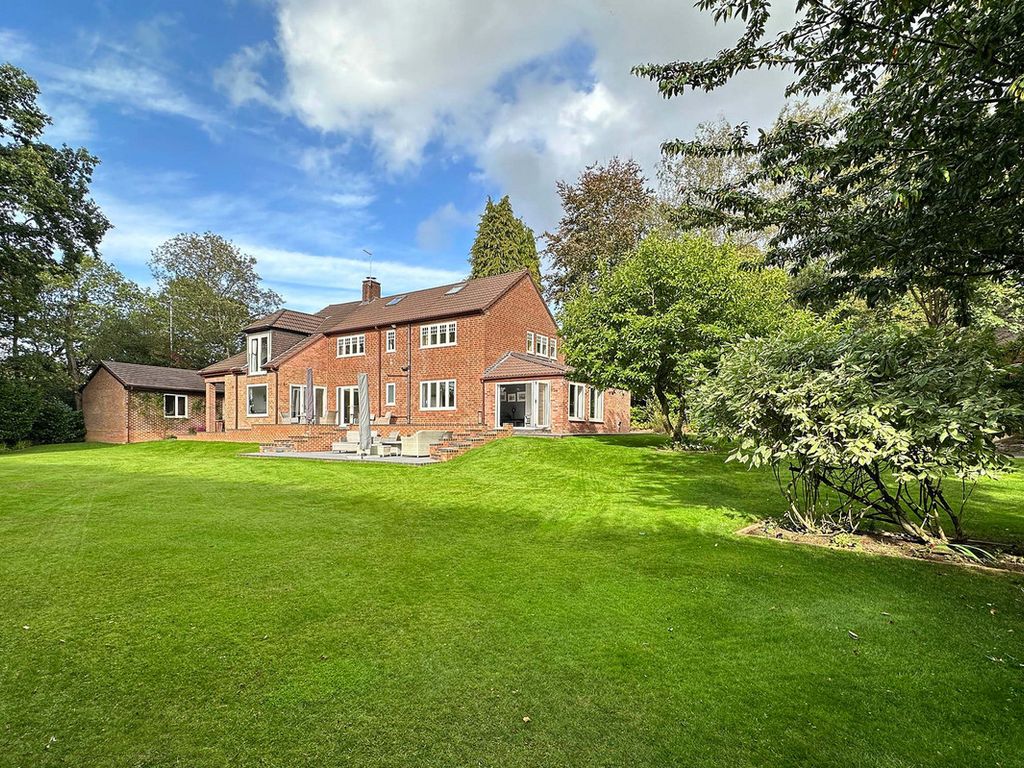 4 bed detached house for sale in Lickey Grange, Bromsgrove B60, £1,000,000 Zoopla