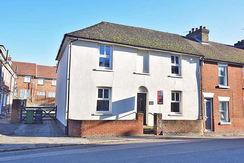 3 bed property for sale in The Street, Bearsted, Maidstone ME14, £