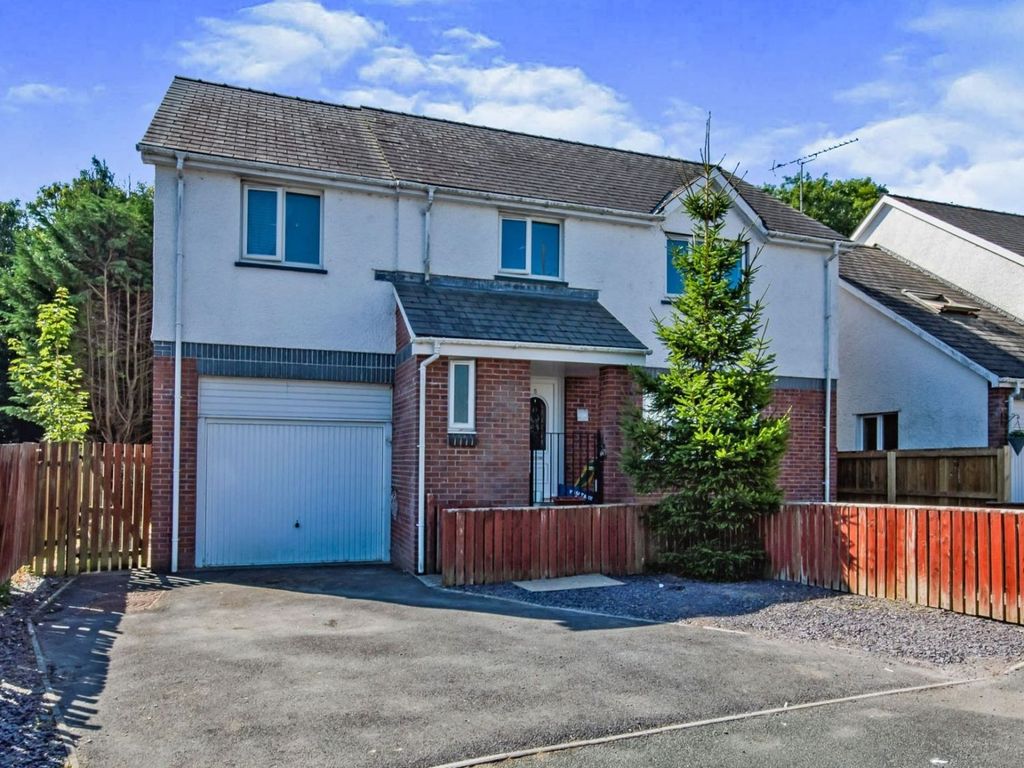 5 bed detached house for sale in St. Clears, Carmarthen SA33 Zoopla