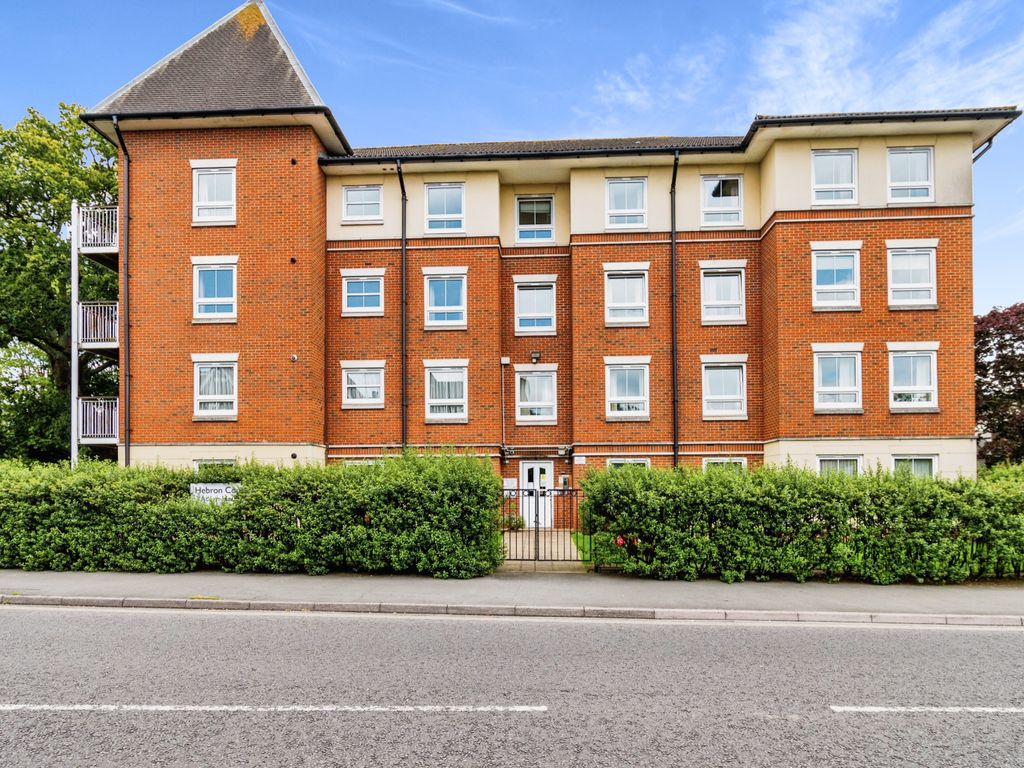 1 bed flat for sale in Hill Lane, Southampton, Hampshire SO15, £89,995