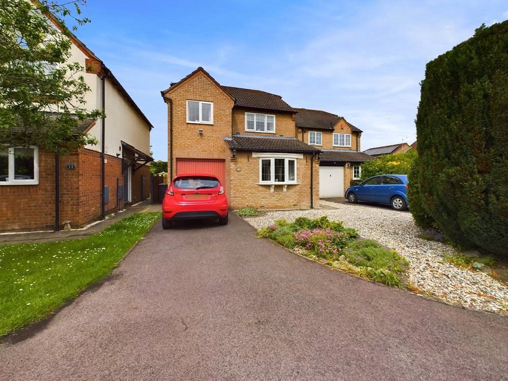 3 bed detached house for sale in Hillcot Close, Quedgeley, Gloucester
