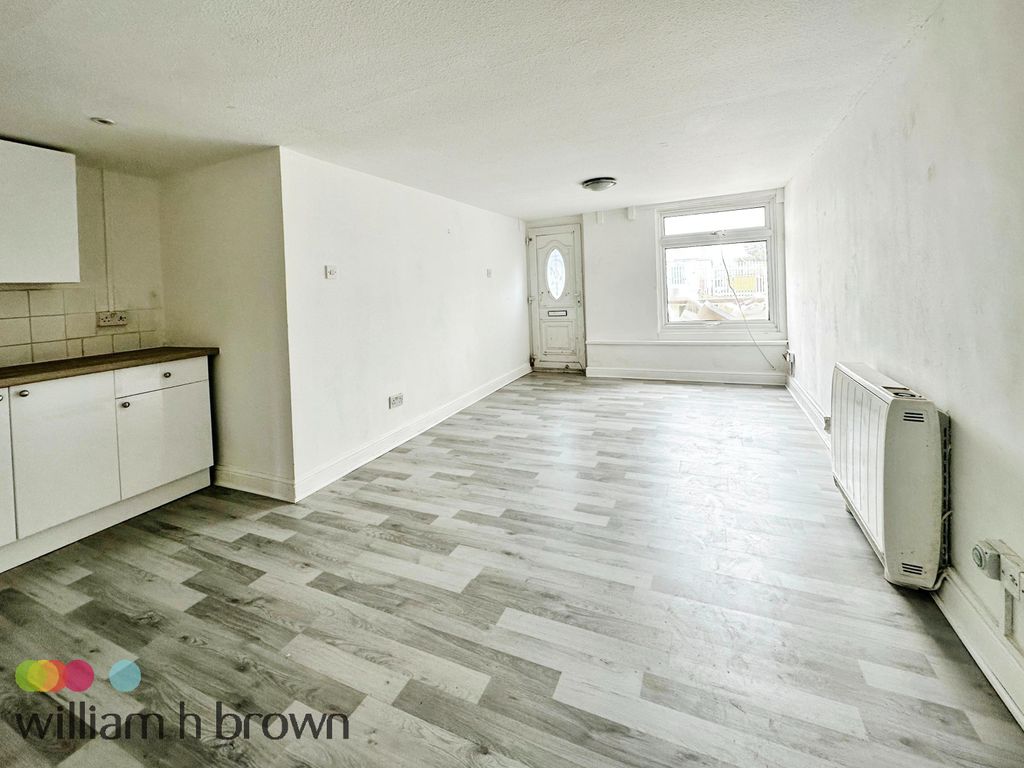 2 bed property to rent in Bel Air Estate, Seawick, St Osyth CO16, £800