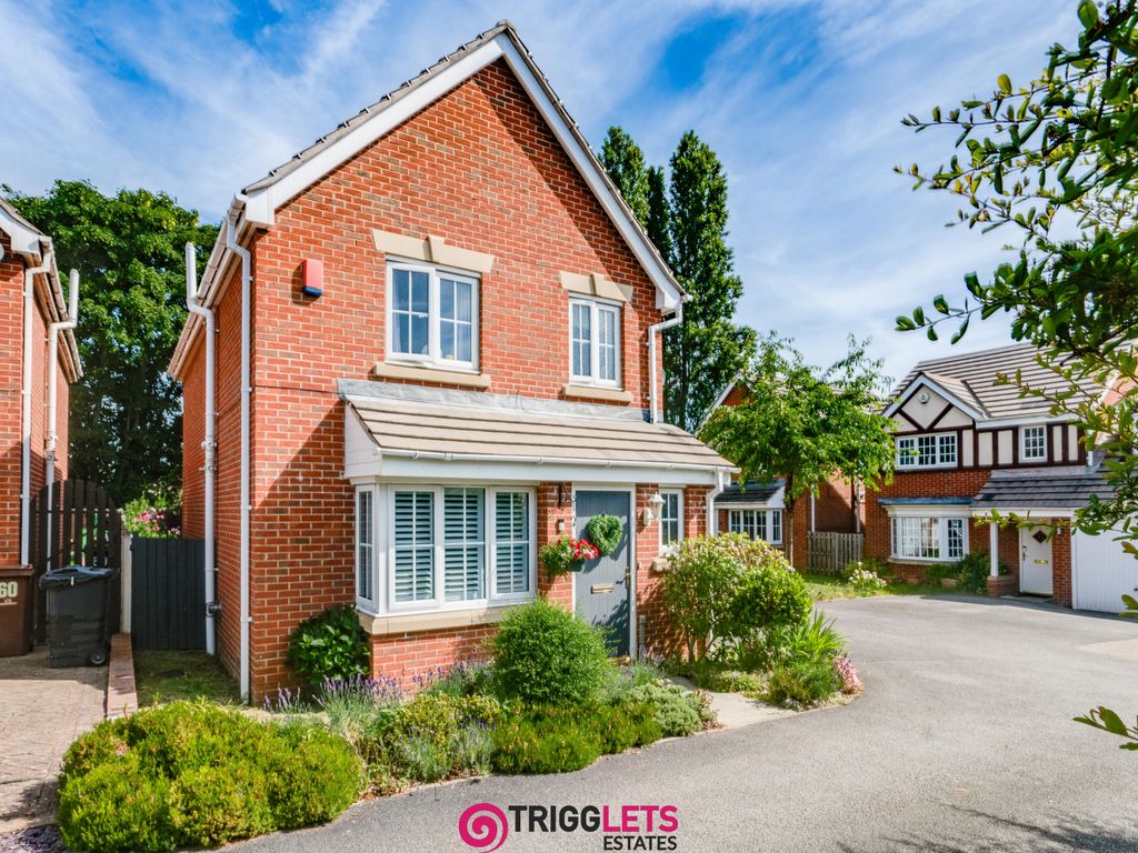 3 bed detached house for sale in Town Lands Close, Wombwell, Barnsley