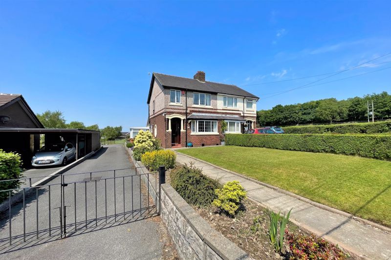 3 bed semidetached house for sale in Park Lane, Knypersley, Biddulph