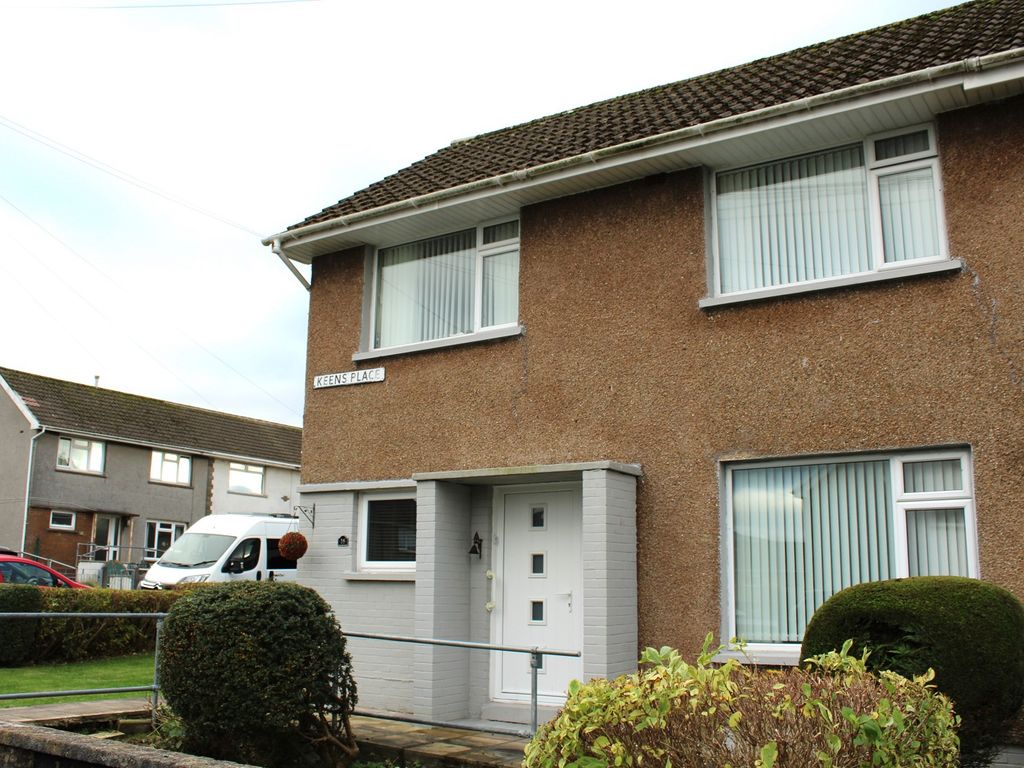 3 bed end terrace house for sale in Keens Place, Bryncethin, Bridgend
