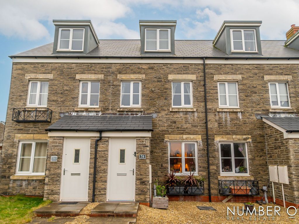 3 bed terraced house for sale in Heol Stradling, Coity CF35, £220,000