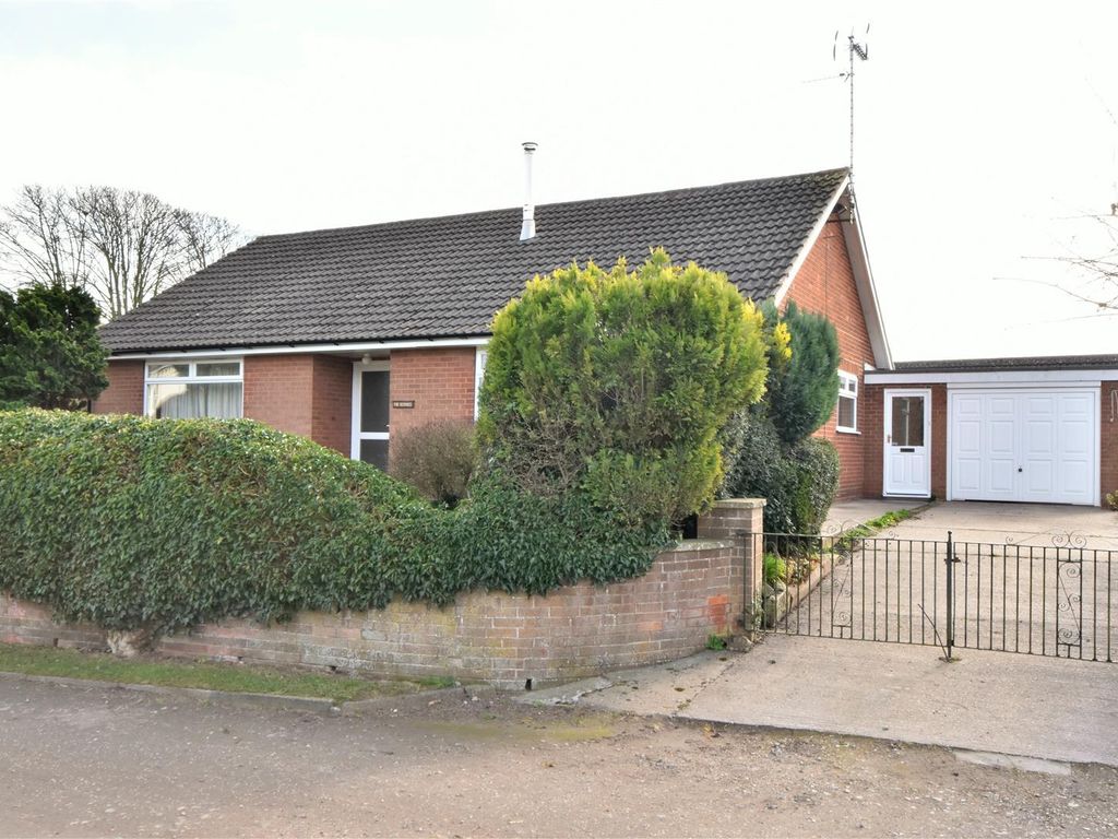 2 bed detached bungalow for sale in Long Lane, Tuxford, Newark NG22 Zoopla