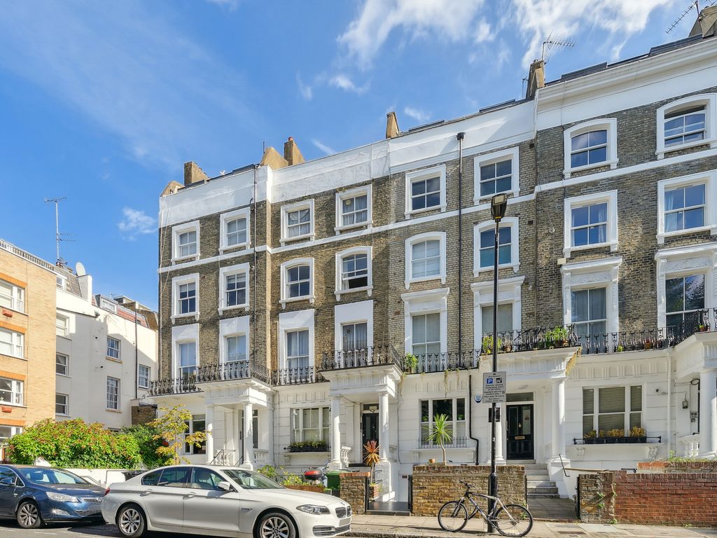 2 bed flat for sale in Moorhouse Road, London W2, £750,000 Zoopla