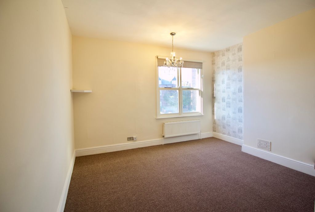 3 bed terraced house to rent in Fosse Road North, Leicester LE3 Zoopla