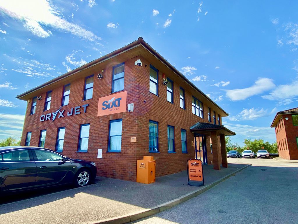 Essex House, Proctor Way, London Luton Airport LU2  