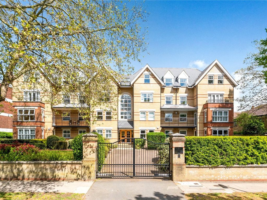3 bed flat for sale in The Avenue, Beckenham BR3, £735,000 Zoopla