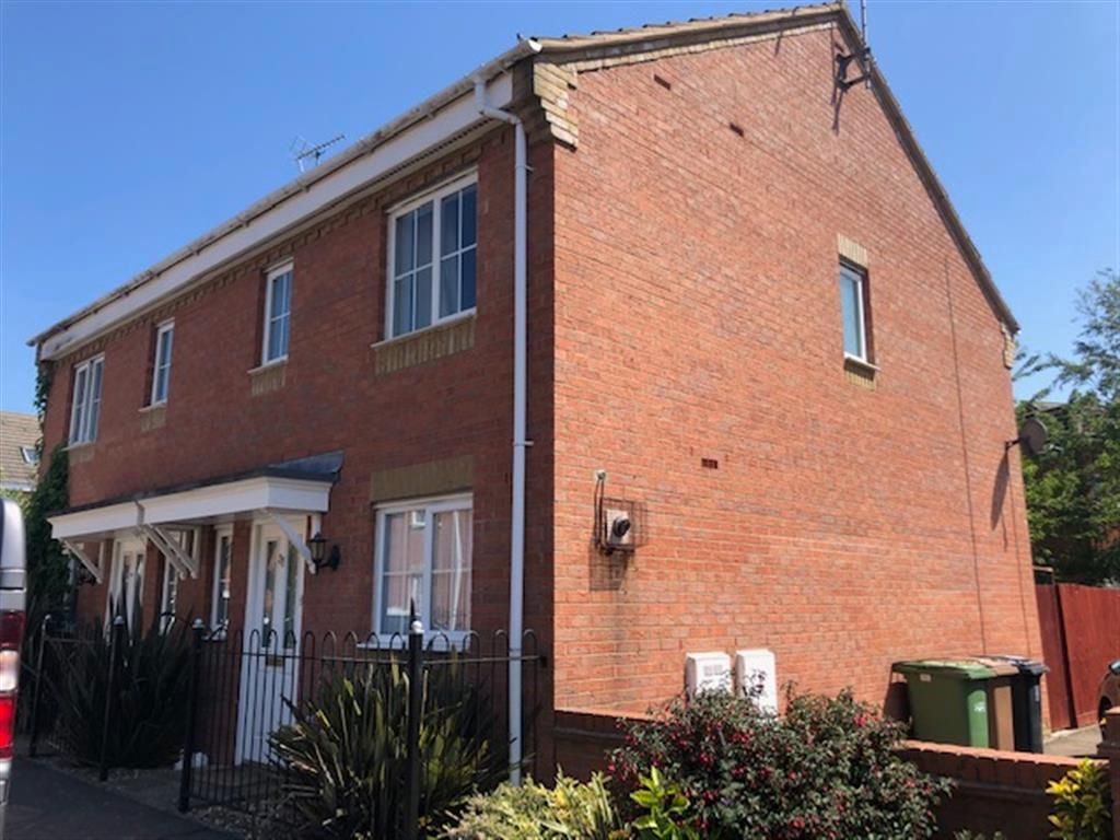 3 bed semidetached house to rent in Buckthorn Road, Hampton Hargate