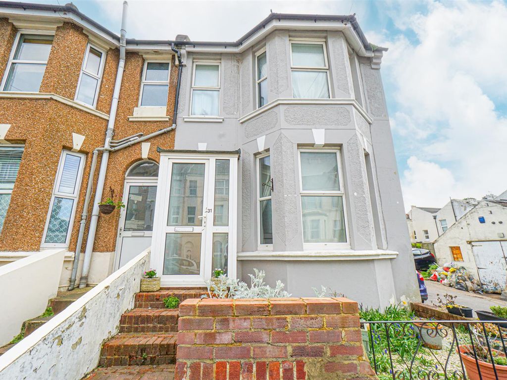 3 bed end terrace house for sale in Salisbury Road, St. LeonardsOnSea