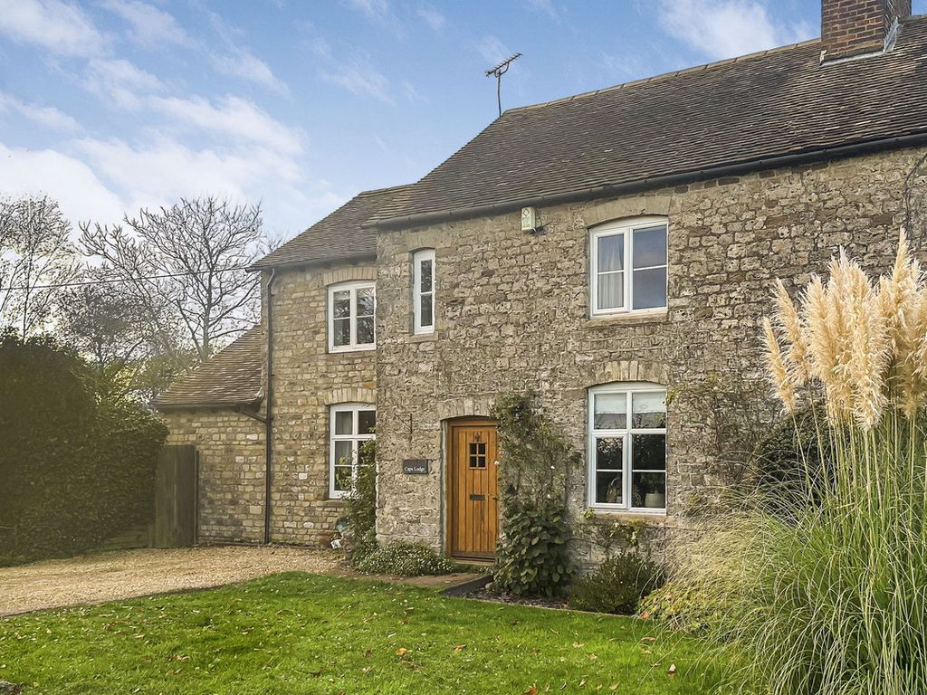 3 bed cottage for sale in Caps Lodge, Eaton, Appleton OX13, £650,000