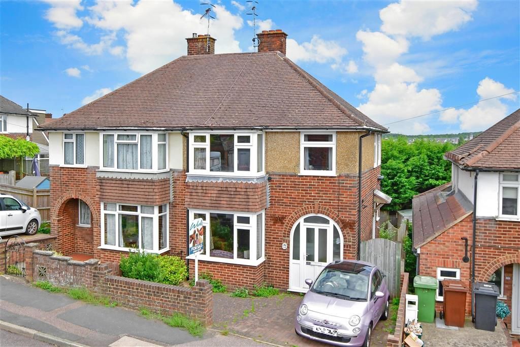 3 bed semidetached house for sale in High Brooms Road, Tunbridge Wells