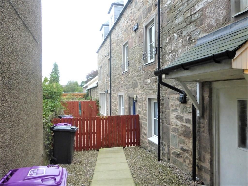 8 bed property for sale in West High Street, Forfar, Angus DD8, £