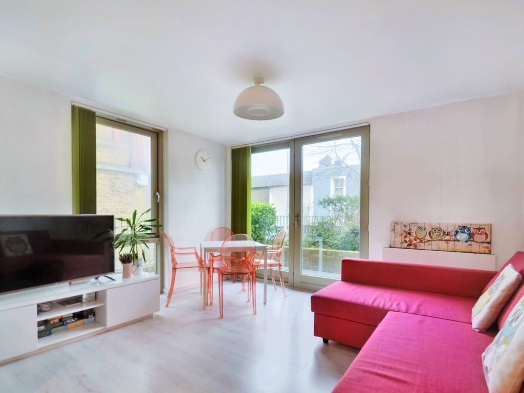 Schoolhouse Yard, Bloomfield Road, Greenwich, London SE18