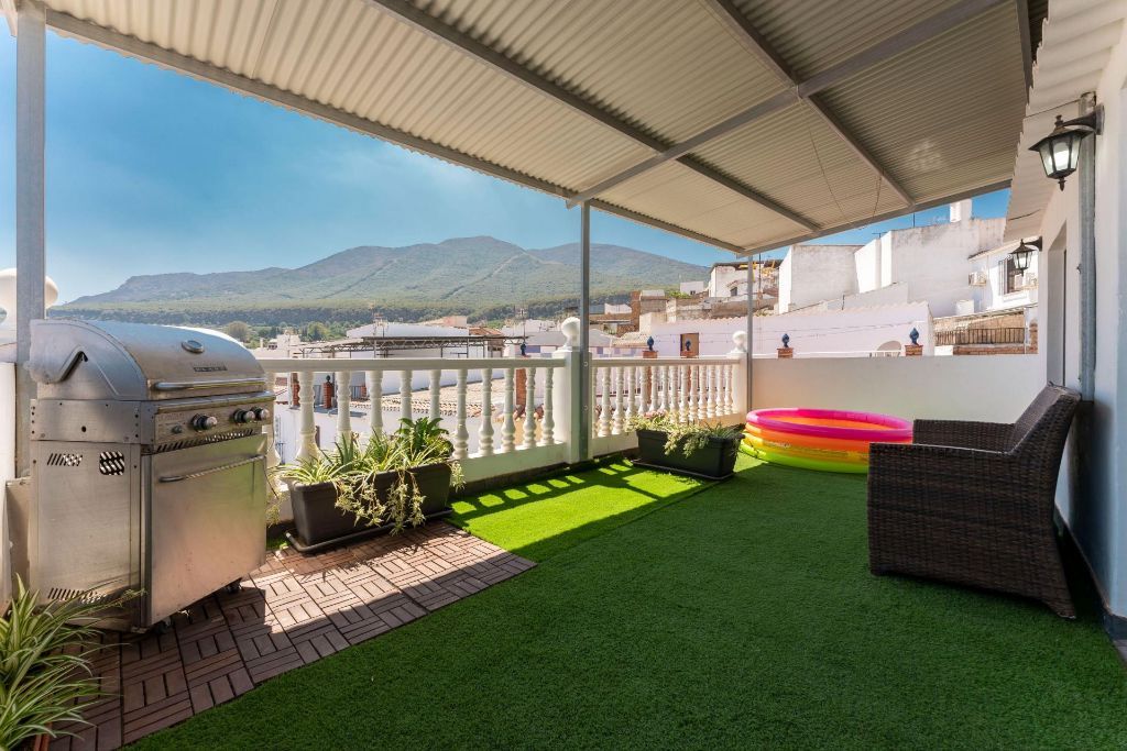 5 bed town house for sale in Alhaurín El Grande, Málaga, Andalusia