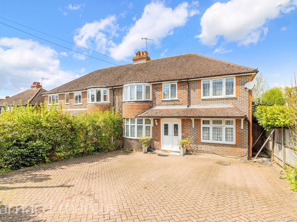 6 bed semidetached house for sale in Ladbroke Road, Redhill RH1 Zoopla