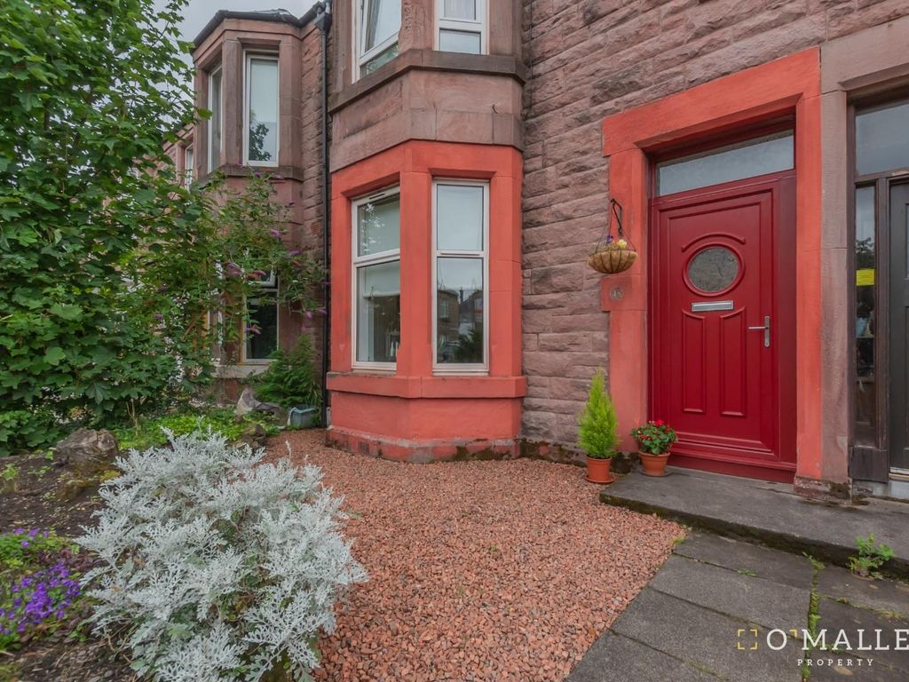 2 bed flat for sale in Shaftesbury Street, Alloa FK10, £89,995 Zoopla