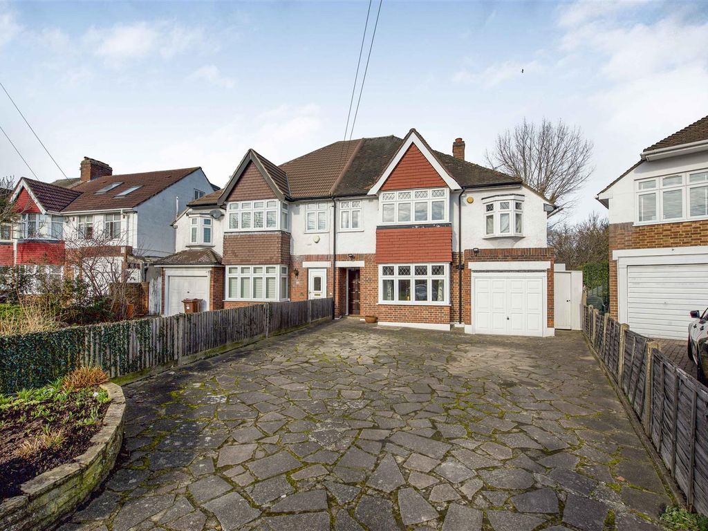 4 bed semidetached house for sale in Leigham Drive, Osterley