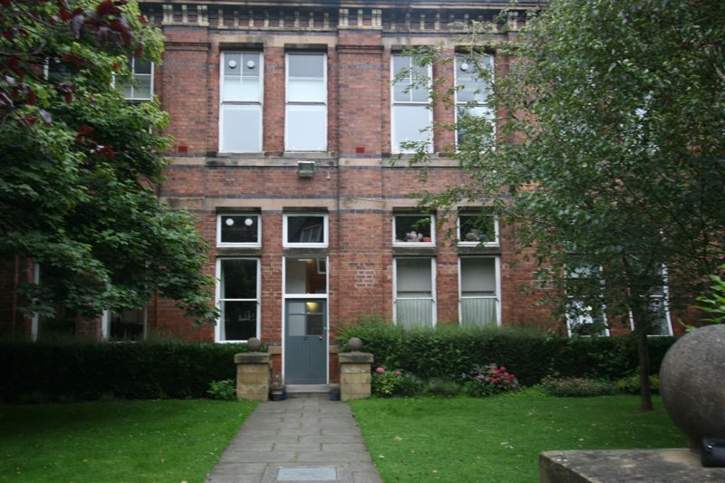 1 bed flat to rent in Edina Place, Edinburgh EH7, £1,100 pcm Zoopla