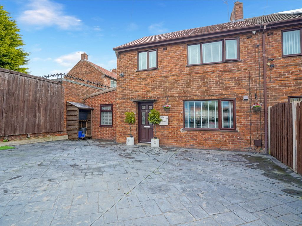 3 bed detached house for sale in Pingles Crescent, Thrybergh, Rotherham
