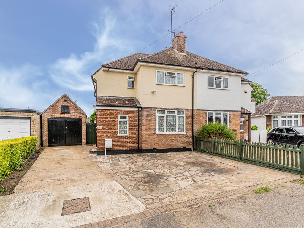 Ashburnham Crescent Leighton Buzzard Bedfordshire LU7  