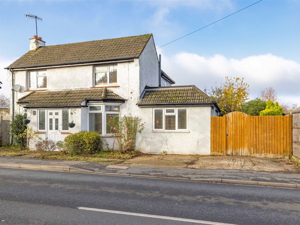 4 bed detached house for sale in High Road, Leavesden, Watford WD25