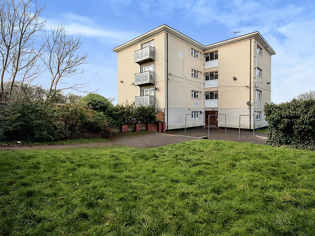 3 bed flat for sale in Fawley Close, Coventry CV3 Zoopla