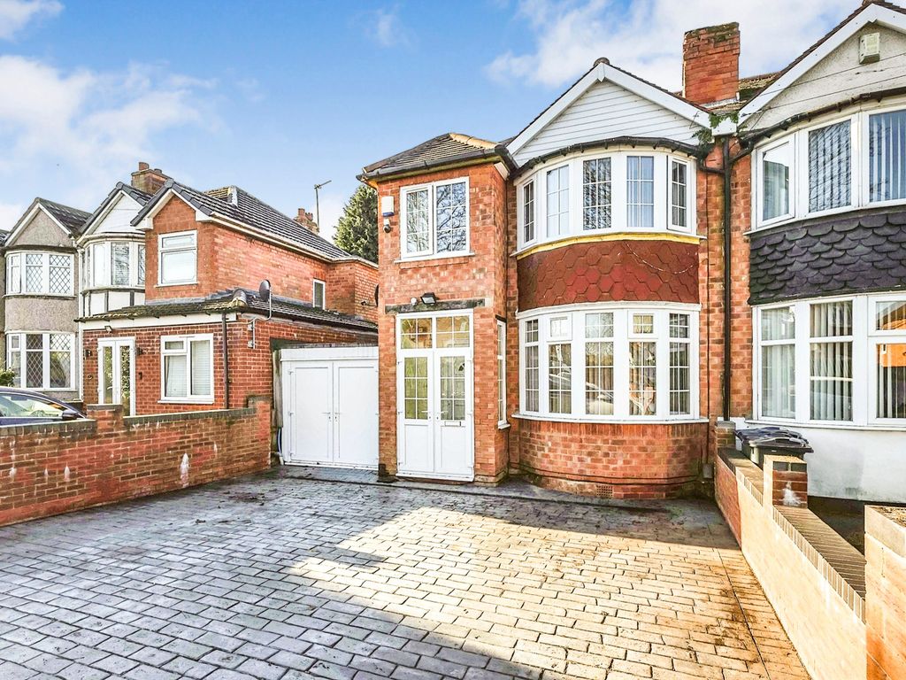 3 bed semidetached house for sale in Avenue, Sheldon, Birmingham B26, £285,000 Zoopla