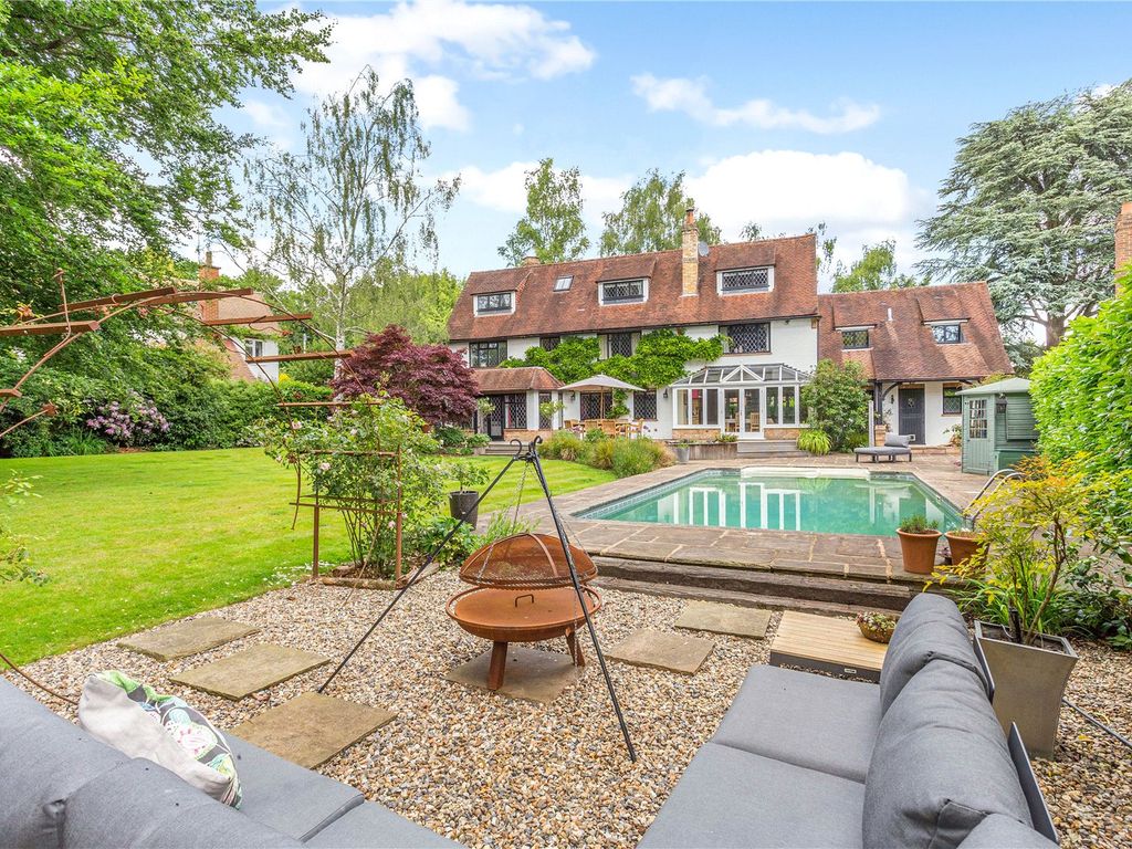 6 bed detached house for sale in Bridle Lane, Loudwater, Rickmansworth, Hertfordshire WD3 Zoopla