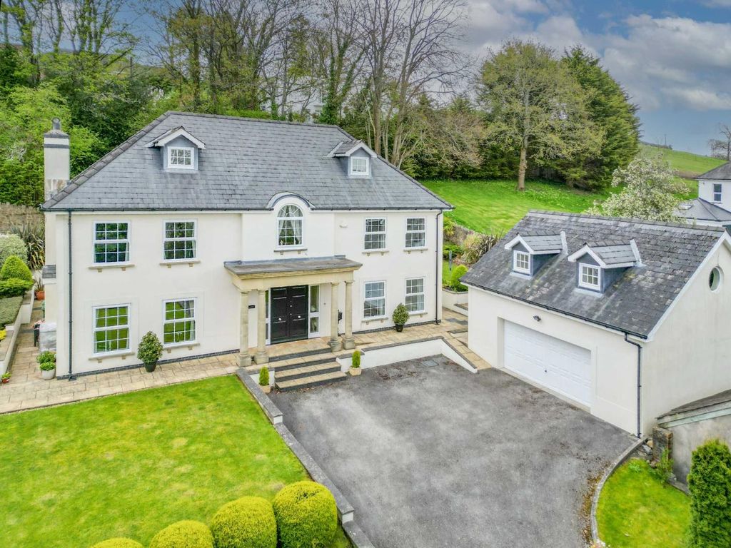 5 bed detached house for sale in Highfield Close, Llanfrechfa, Torfaen