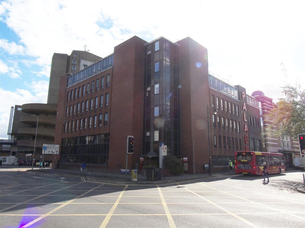 Studio to rent in Clarendon Road, Watford WD17 Zoopla