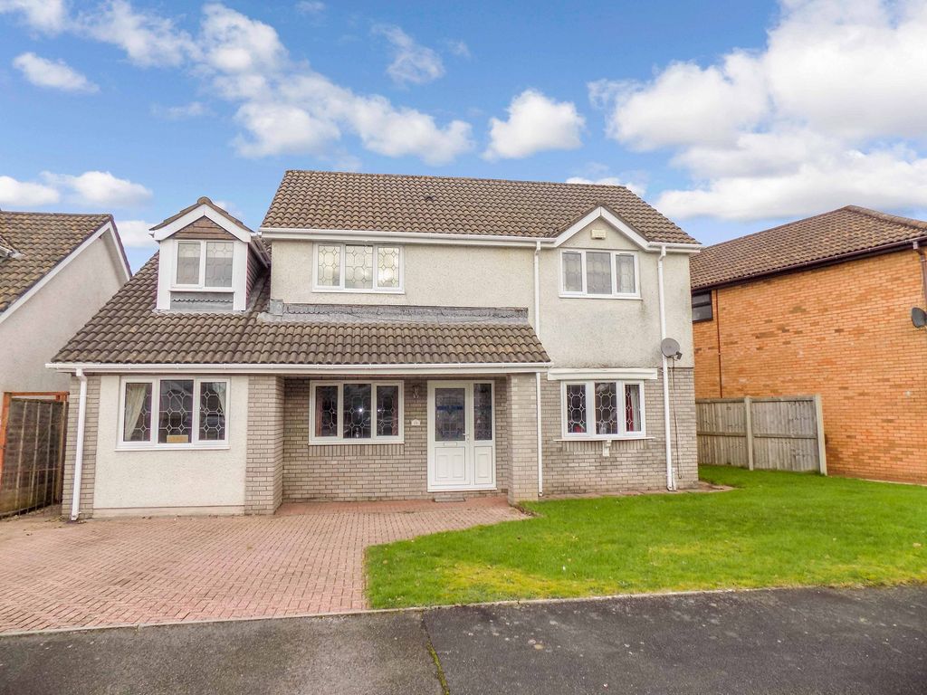 4 bed detached house for sale in Charles Avenue, Pencoed, Bridgend