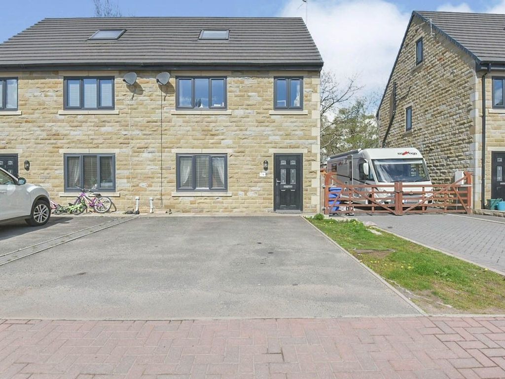 3 bed semidetached house to rent in Fox Park Lane, Rochdale OL16 Zoopla