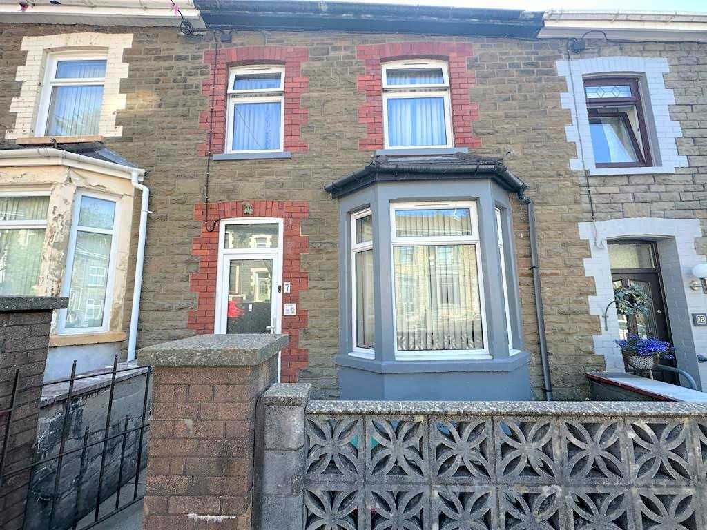 4 bed terraced house for sale in Penrhys Avenue, Tylorstown, Ferndale