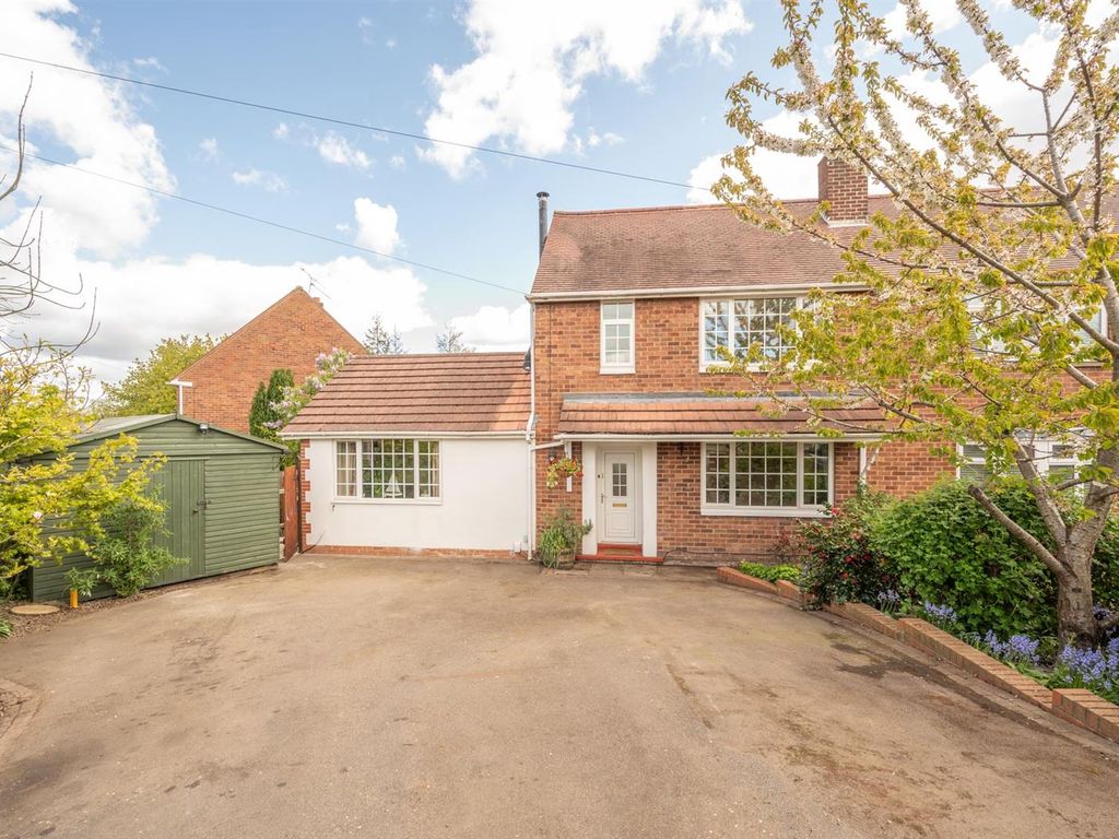 2 bed semidetached house for sale in Rowan Rise, Kingswinford DY6, £