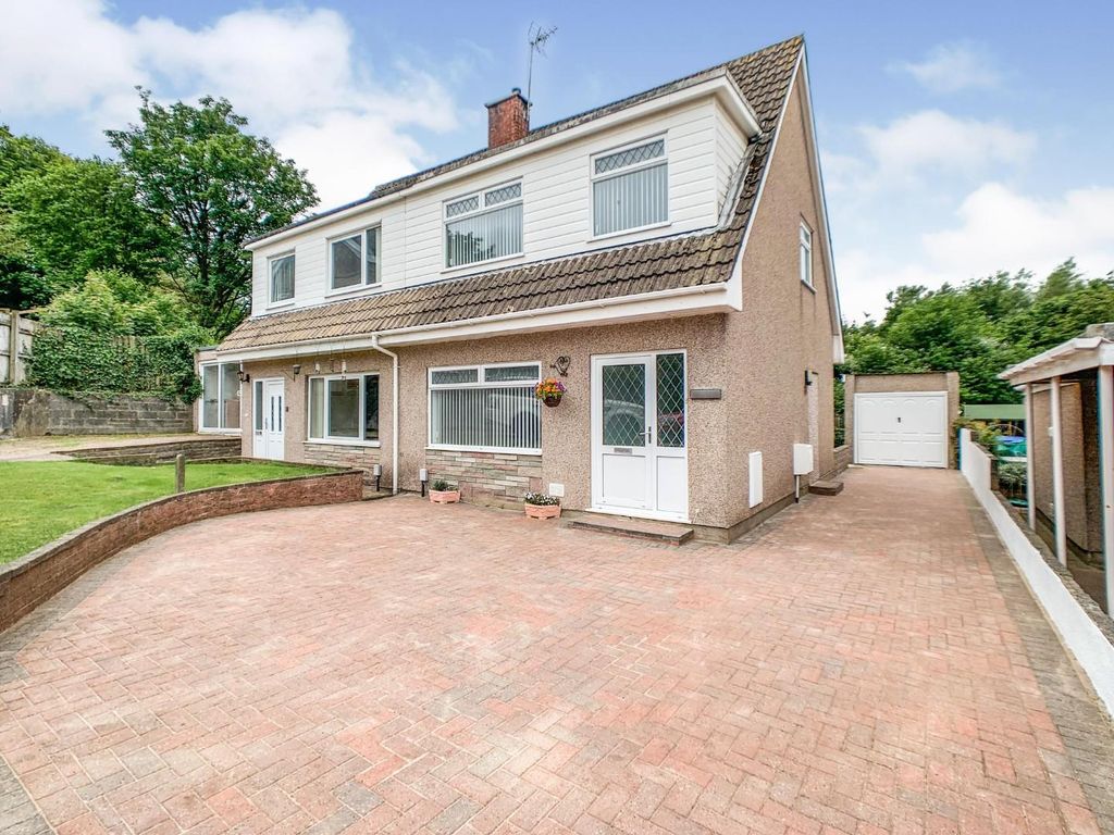3 bed semidetached house for sale in Penuel Close, Gorseinon, Swansea
