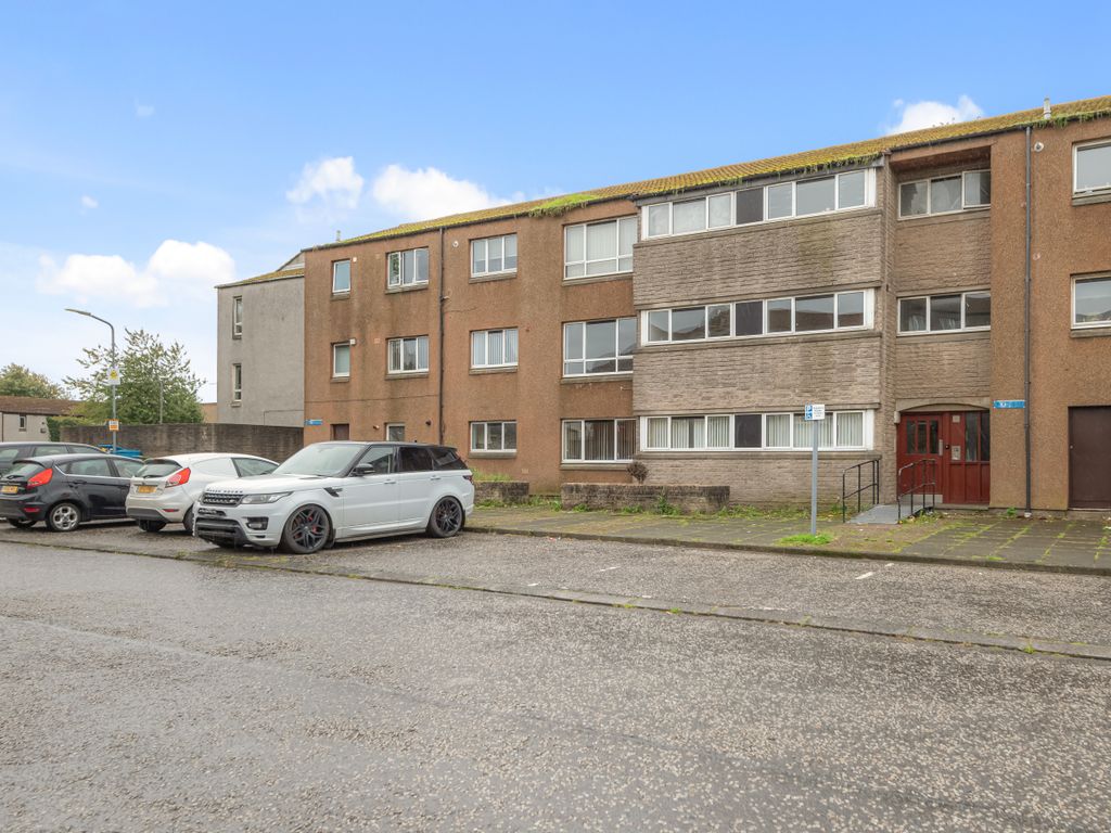 2 bed flat for sale in 16 Lumley Place, Grangemouth FK3, £62,500 Zoopla
