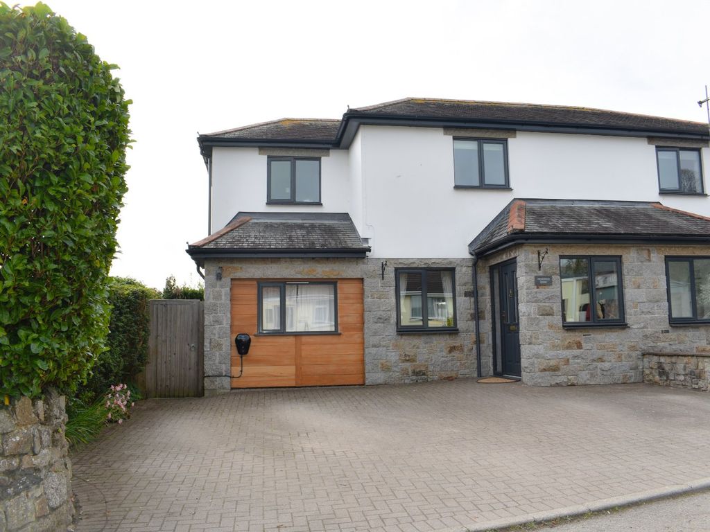 4 bed semidetached house for sale in Mill Road, Penponds, Camborne