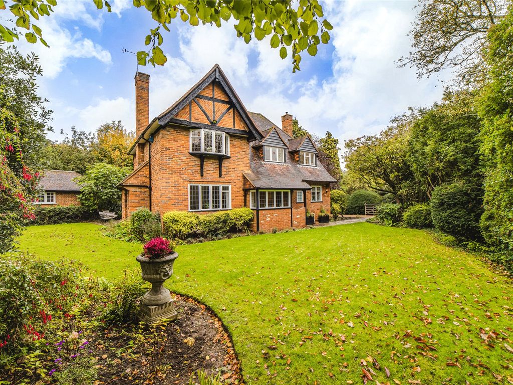 4 bed detached house for sale in Lime Walk, Maidenhead, Berkshire SL6