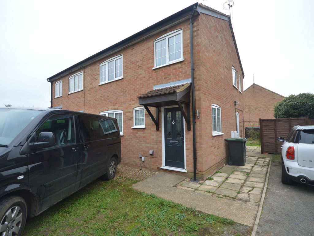 3 bed semidetached house to rent in Mcinnes Way, Raunds, Wellingborough NN9 Zoopla
