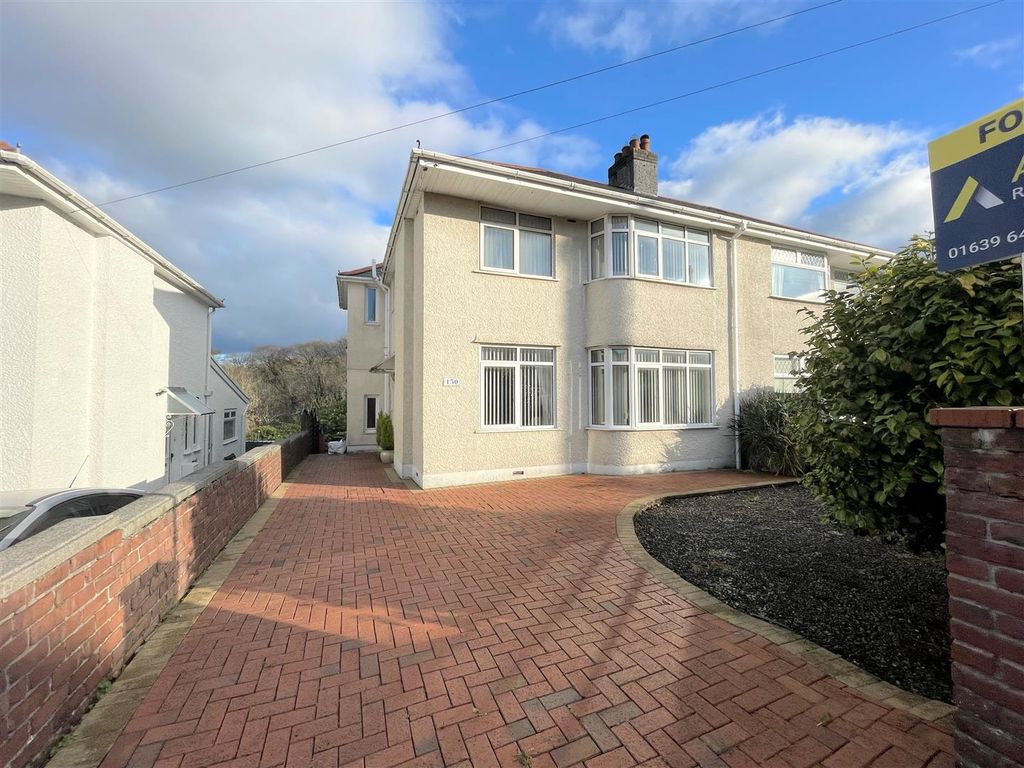 3 bed semidetached house for sale in Cimla Crescent, Cimla, Neath SA11