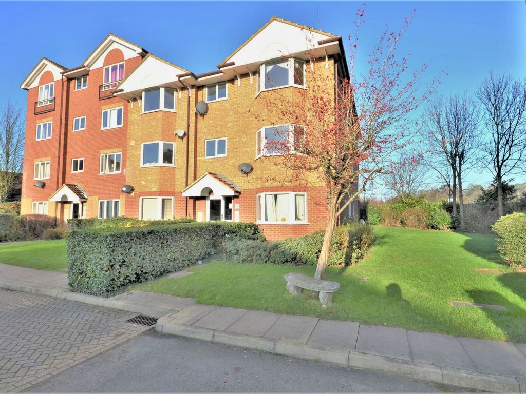 2 bed flat to rent in Varsity Drive, Twickenham TW1 Zoopla