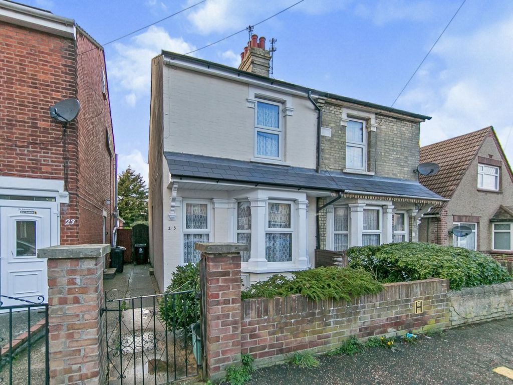 3 bed semidetached house for sale in Victory Road, ClactonOnSea CO15